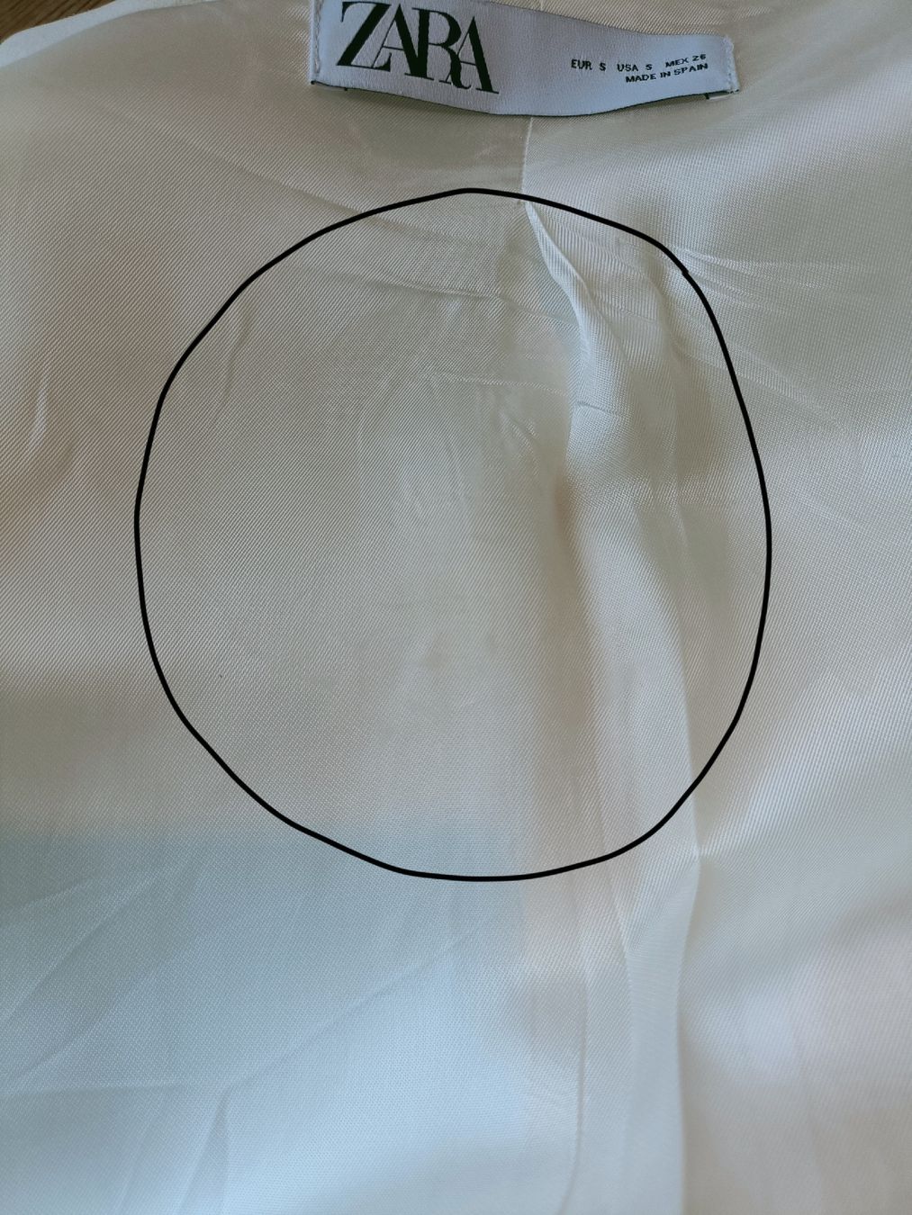 Zara Giacche: Weisser Blazer von Zara, Grösse S – Usato da Boswil venduto da mue_6psc 4