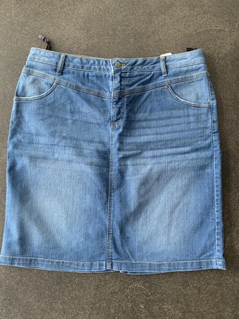 Jeans Jupe Gr. 46 NEU