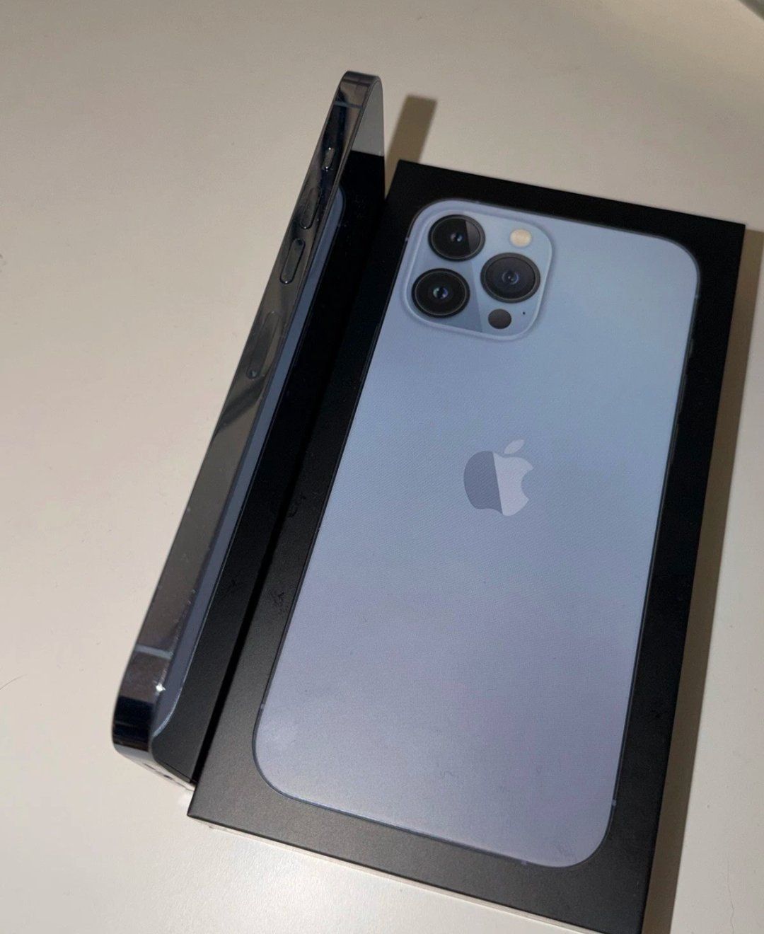 Apple Telefoni cellulari / Smartphones: iPhone 13 Pro Max (256GB) Akku 99% – Usato da Luzern venduto da Waince786 2