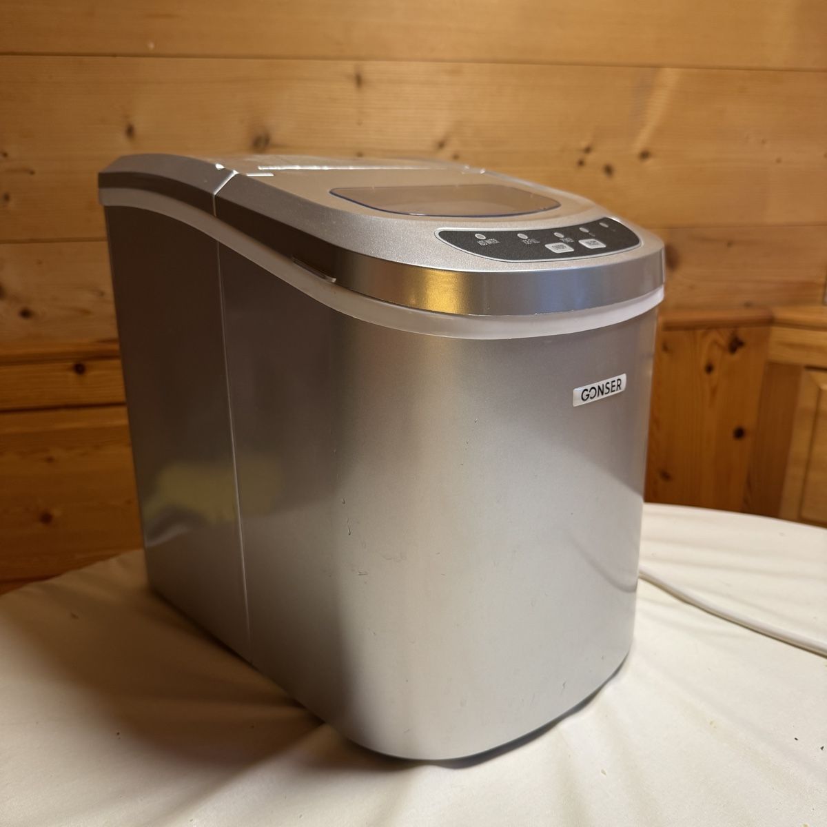 Gonser Elettrodomestici da cucina: Gonser Ice Cube Maker used condition – Usato da Saanen venduto da ewoutlio 2