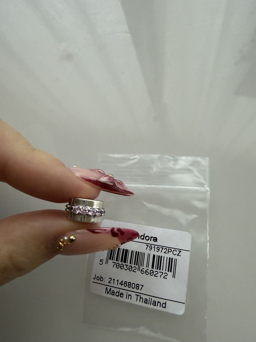 Pandora Ciondoli: Pandora Clip Charm – Nuovo (secondo la descrizione) da Kirchberg BE venduto da lea_kb6y 2