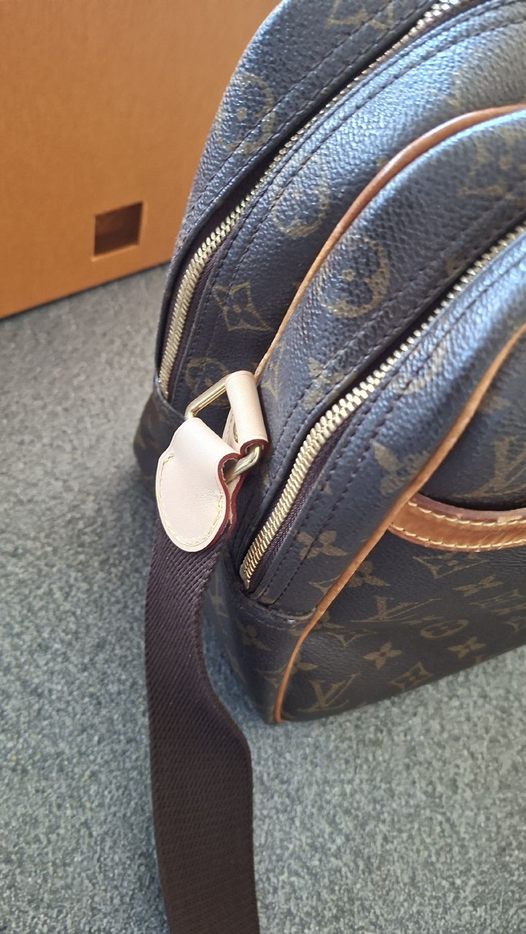 Louis Vuitton Taschen: Vintage Louis Vuitton Porter – Gebraucht aus Hünenberg von 1902 2