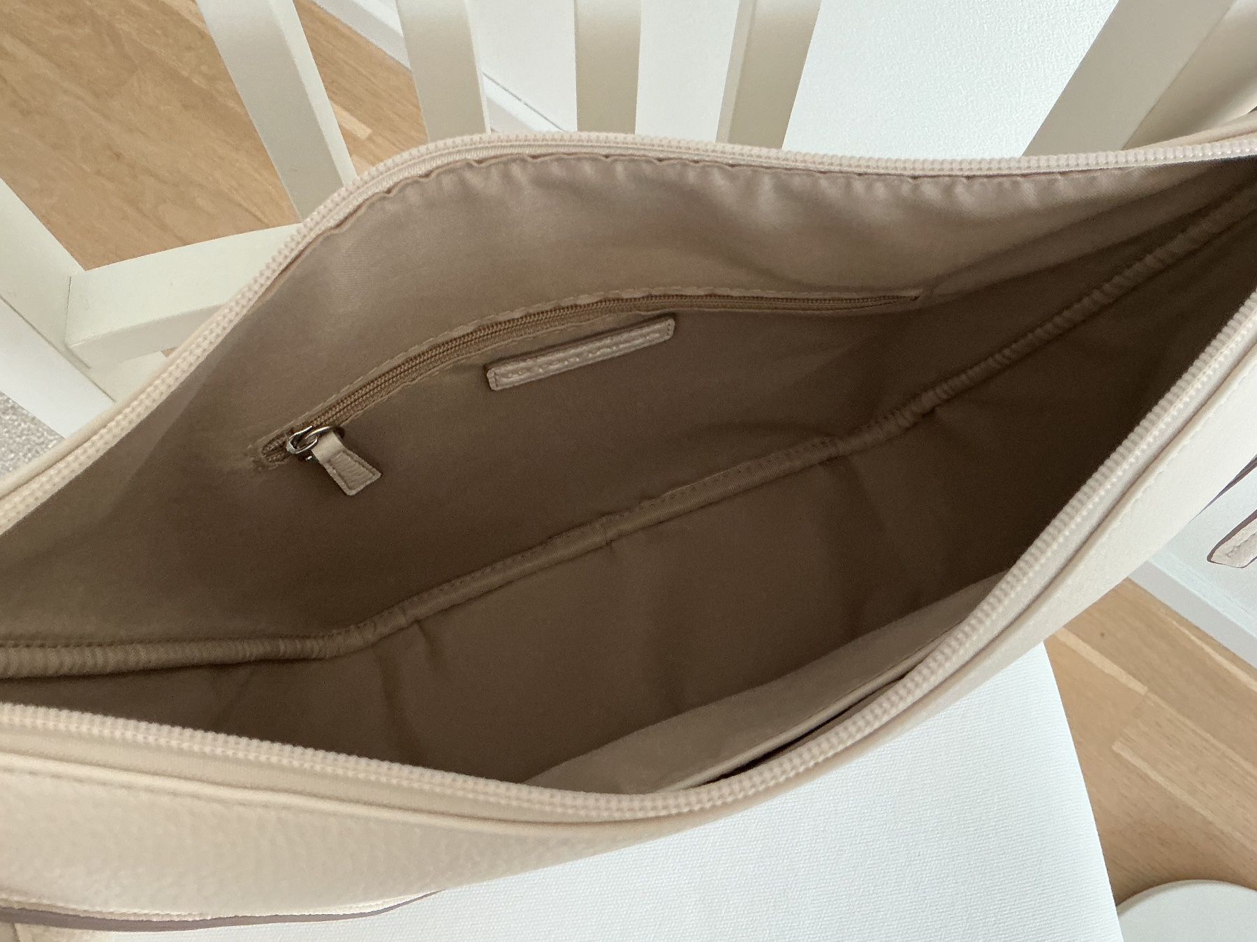 Tom Tailor Taschen für Damen: Tasche Tom Tailor wunderschön neu – Gebraucht aus Rudolfstetten von Foxj 3