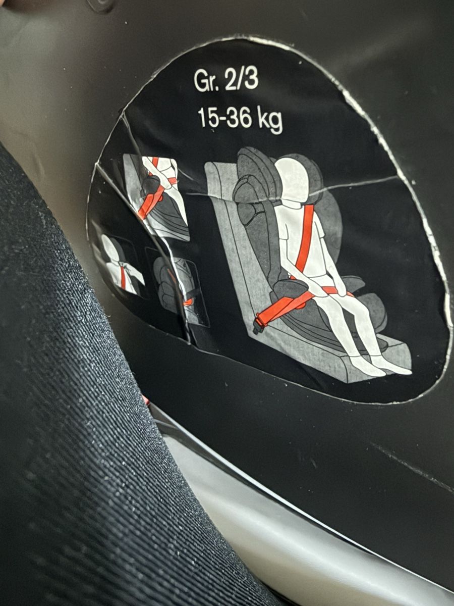 Cybex Seggiolini per auto: Kindersitz Cybex Solution M-fix 15-36kg gebraucht – Usato da Stallikon venduto da gizspee 4