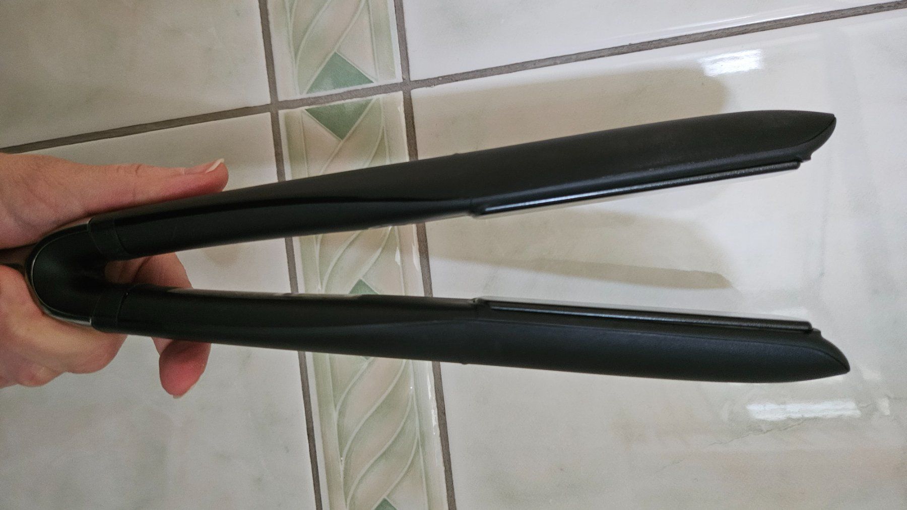 Piastre & Arricciacapelli: ghd
Platinum+ Styler – Usato da Les Planchettes venduto da JoanieS 2