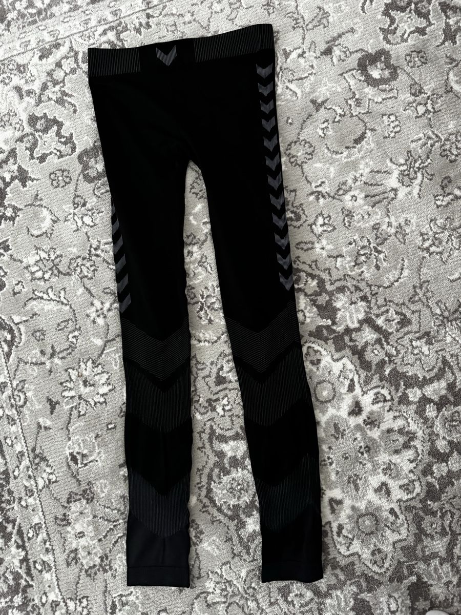 Hummel Leggings: Hummel Thermo-Hose – Usato da Schaan venduto da kri_tsw8 5