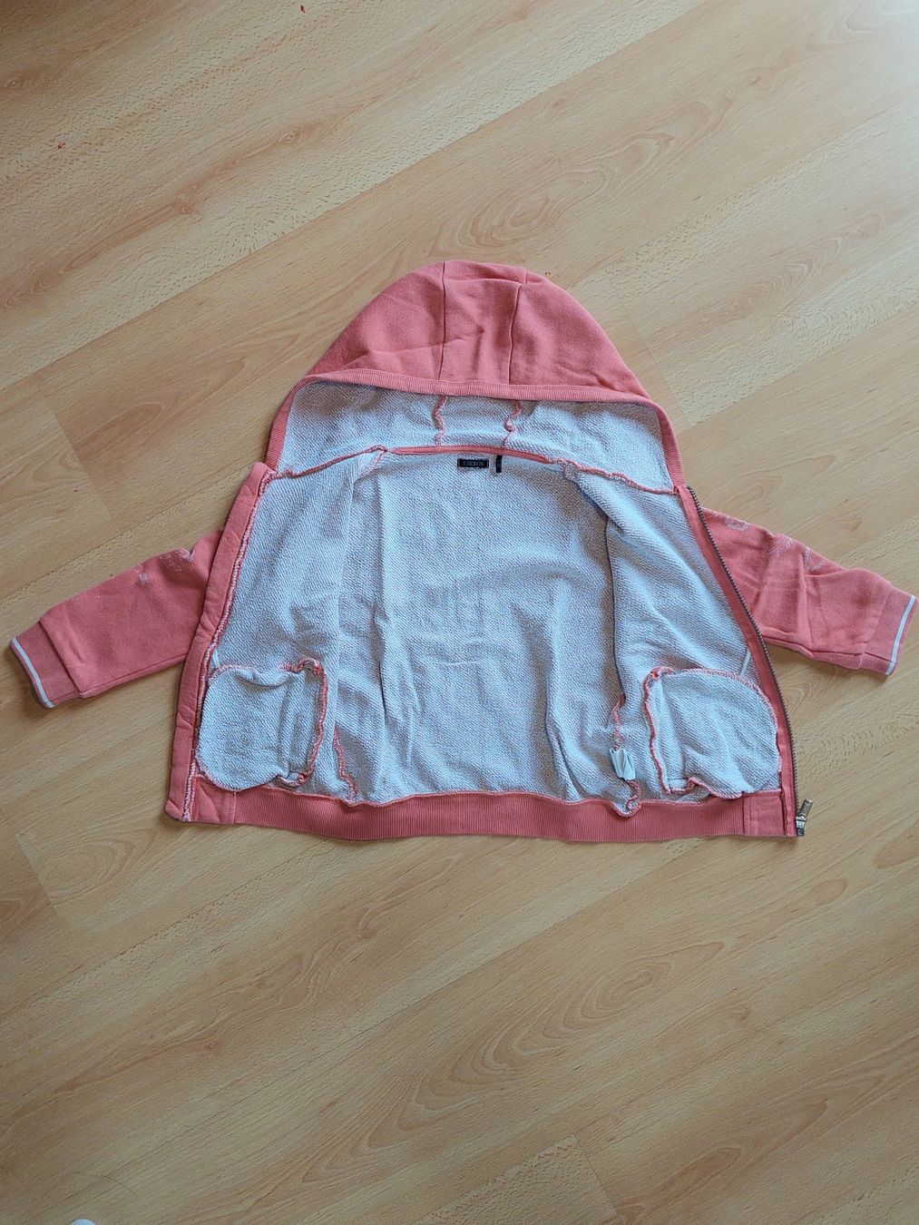 IKKS Maglioni & Felpe: Pull IKKS taille 116 cm/6 ans – Usato da Épalinges venduto da lola_vp_99 3
