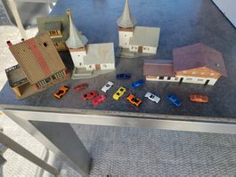 Modellbau Häuser und Autos Konvolut gebraucht Zustand