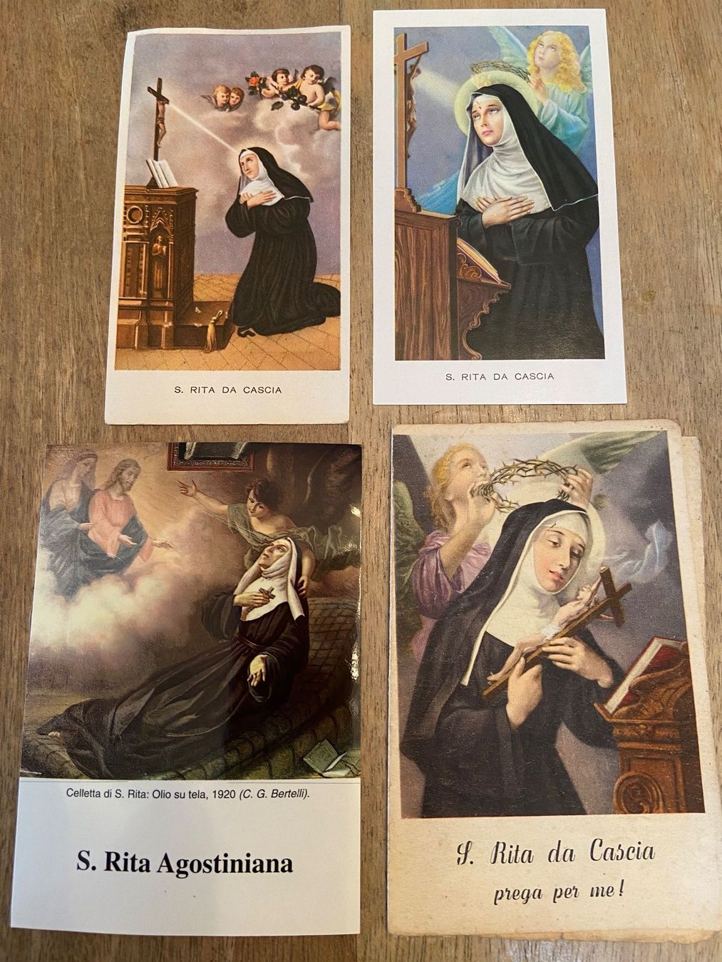 Foto & Immagini: 4 Heiligenbildli Andachtsbilder Heilige Rita da Cascia, – Usato da Luzern venduto da waterfront1