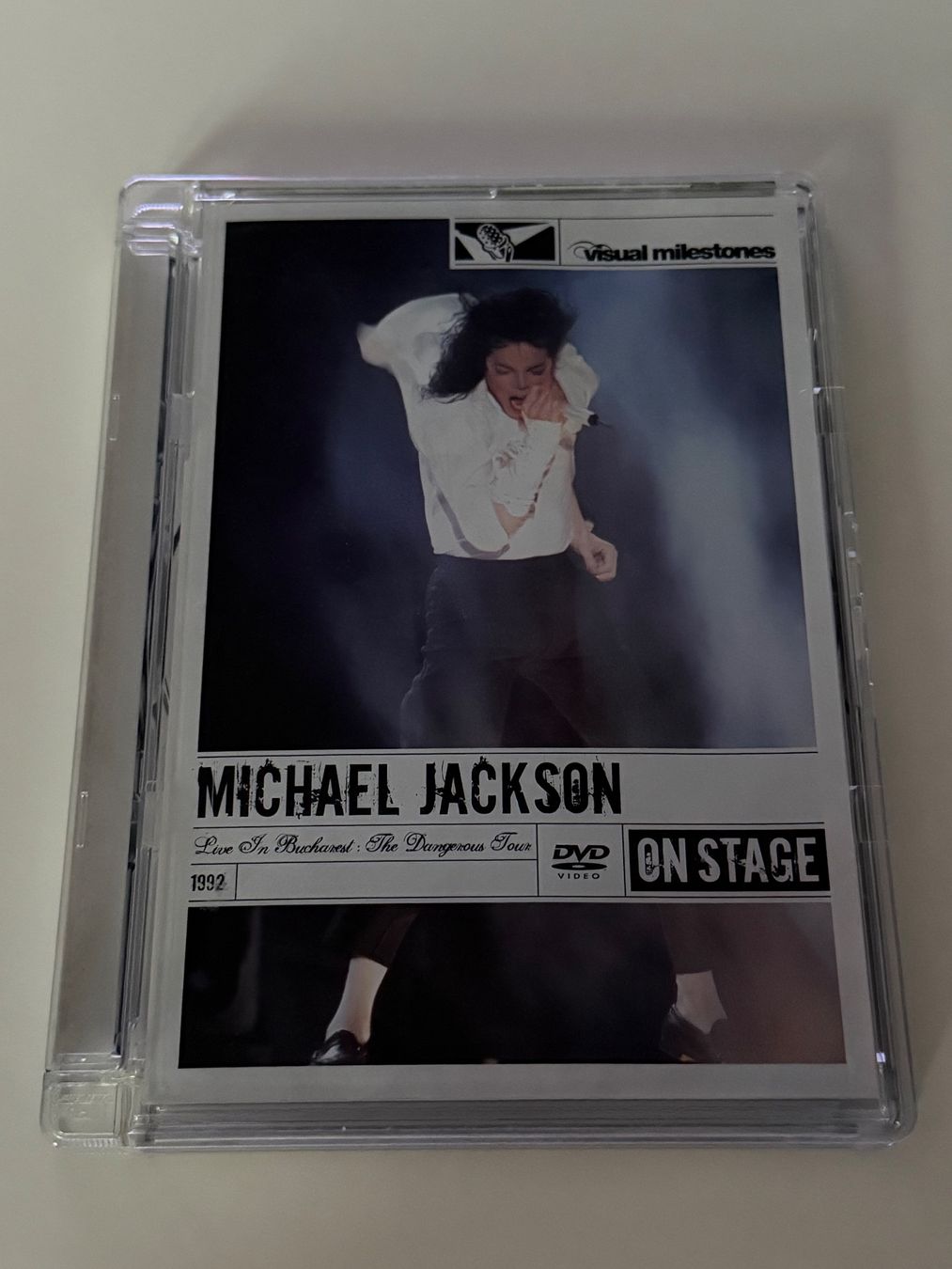 Tutti i DVDs: Michael Jackson Live In Bucharest Dangerous Tour DVD – Nuovo (secondo la descrizione) da Altstätten SG venduto da sheamus
