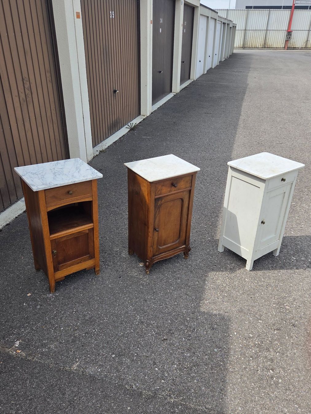 Tables de nuit: Petit meuble à restaurer – D'occasion à Vallamand par mamideco 1