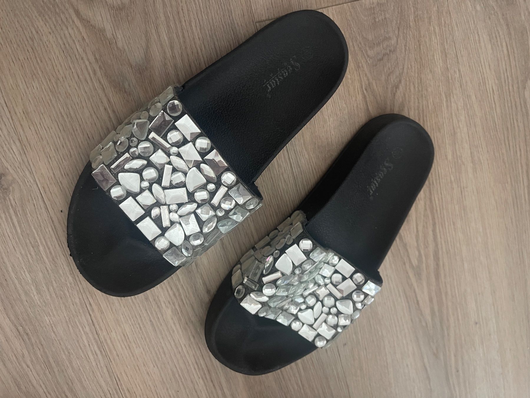 Scarpe da donna: Schuhe Damen 40 – Usato da Winterthur venduto da Deal246 1