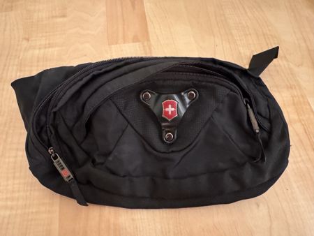 Victorinox Bauchtasche schwarz neuwertiger Zustand