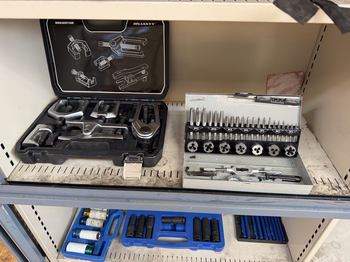 Tous les outils: Werkzeug Garage Set 1 – D'occasion à Winkel par SchmidD 4