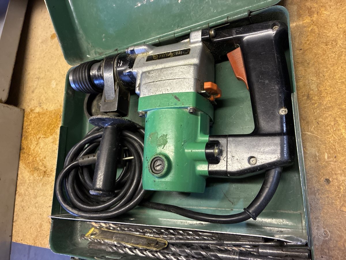Hitachi Trapani: Schlag Bohrmaschine  – Usato da Weisslingen venduto da roe_tz6r 2