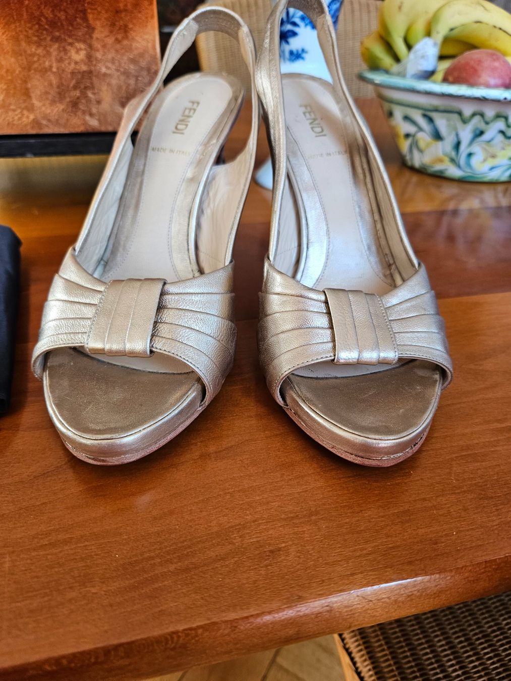 Scarpe da donna: Original Fendi Sandalen – Usato da Thusis venduto da Steffi_P 2