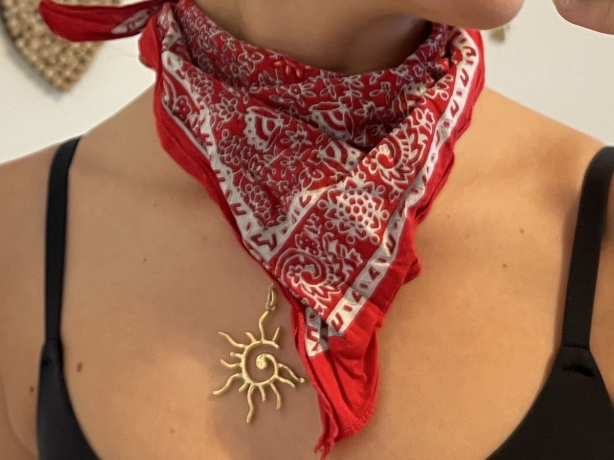 Foulards & écharpes: Rotes bandanA – D'occasion à Zürich par rox_ws8v