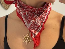 Rotes bandanA