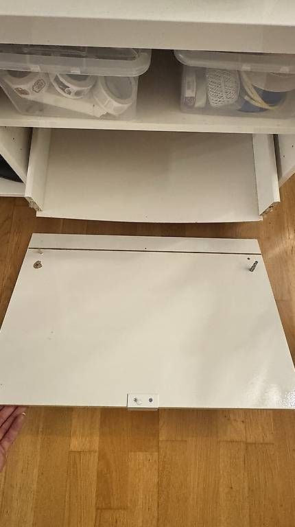 Ikea TV Möbel: TV Möbel zu verschenken – Gebraucht aus Bern von Chiara__ 1
