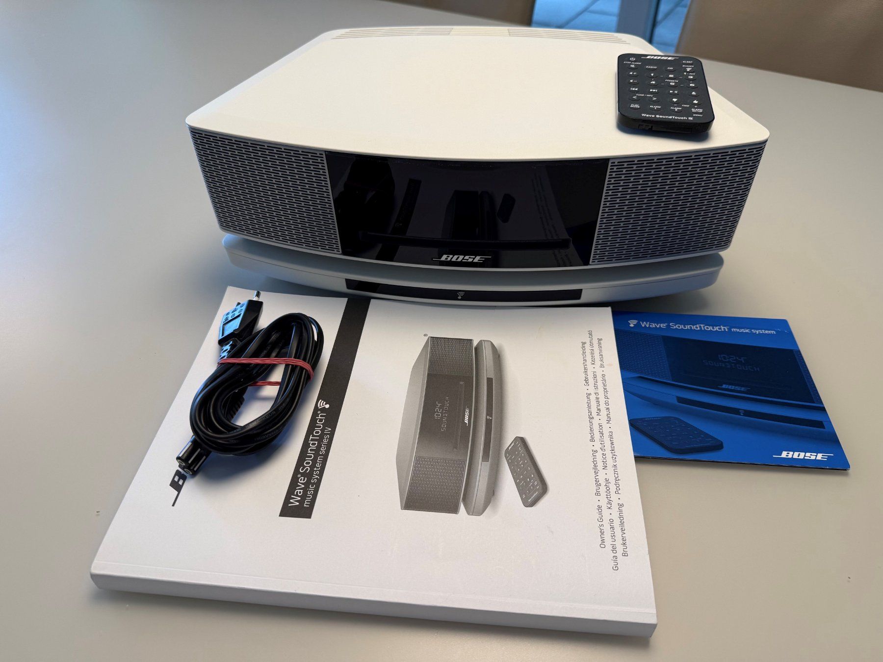 Bose Radio: BOSE Wave Music System IV arktis weiss – Usato da Uster venduto da anmaja