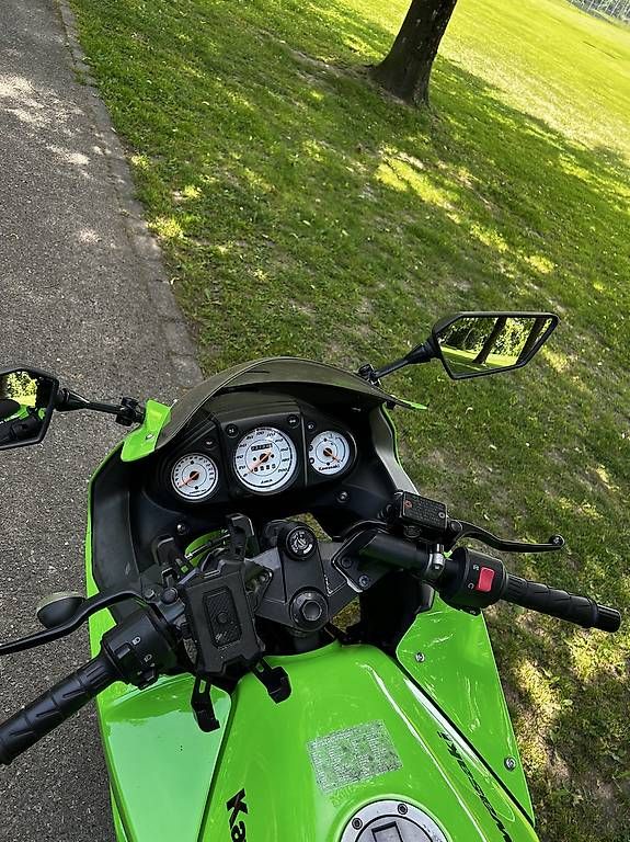Kawasaki Strasse: Kawasaki Ninja 250R (25KW) – Gebraucht aus Schönenwerd von KADS3 4