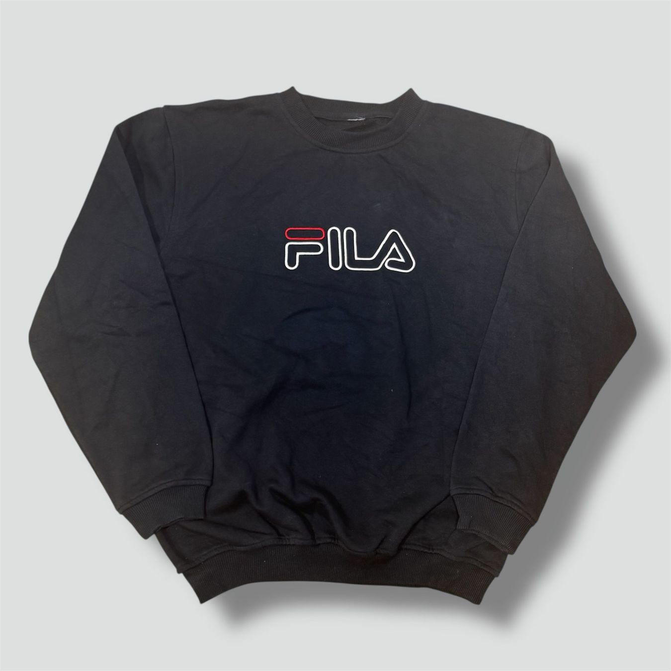 Fila Maglioni & Felpe: Fila vintage sweatshirt 00s vintage retro pull pullover nik – Usato da St. Gallen venduto da sourced_limited