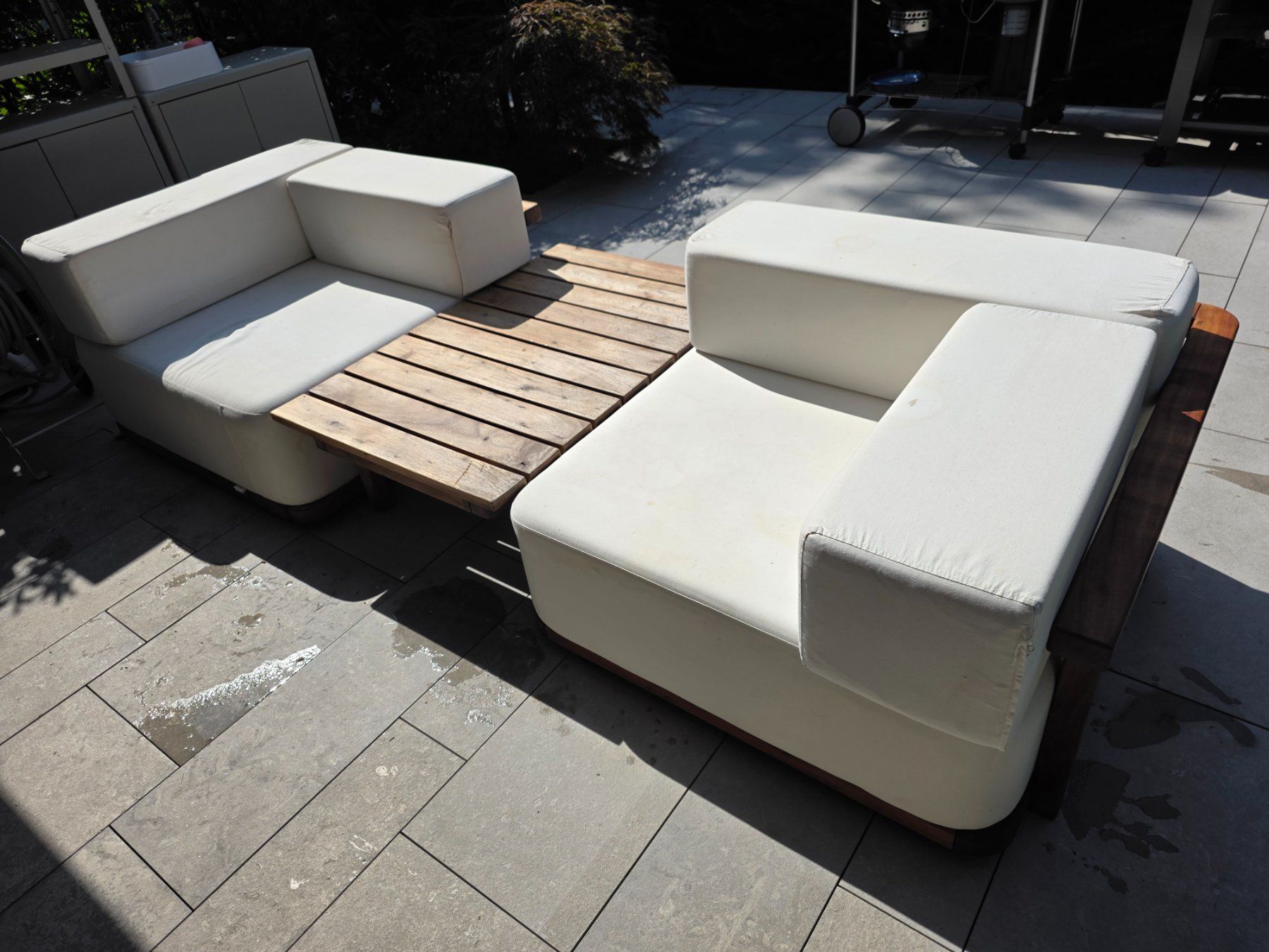 Westwing Sofas: Ensemble de canapé et table extérieur modulable – D'occasion à Vésenaz par tim_7xkk