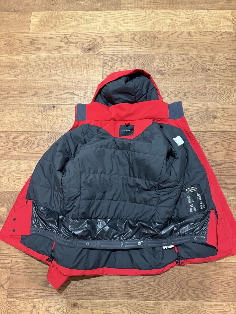 Peak Performance Giacche: Ski-Winterjacke rot, Peak Performance Gr. 170 – Nuovo (secondo la descrizione) da Zürich venduto da PetiteSeller 3
