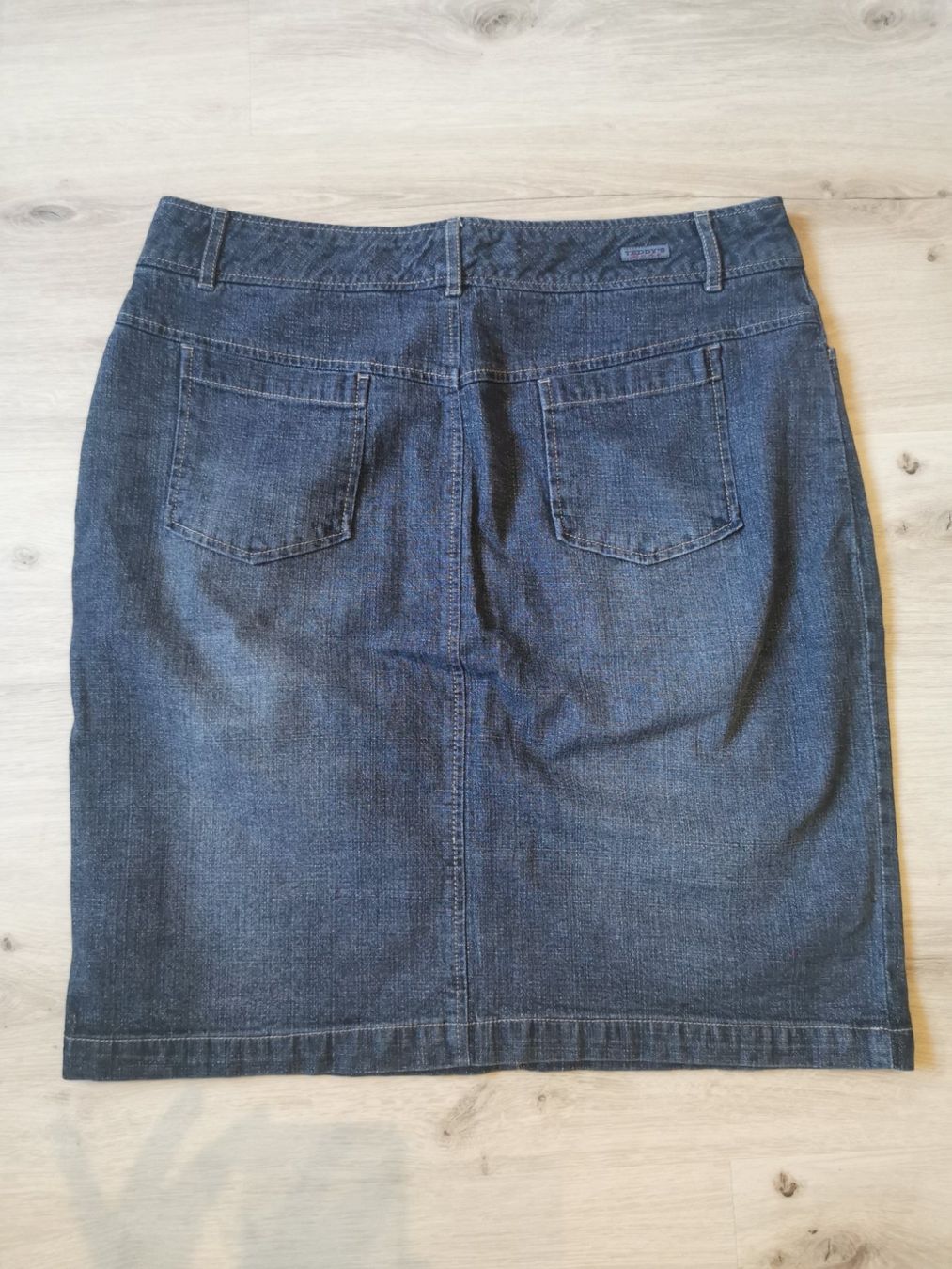Gonne: Damen Jeansrock Knielang – Usato da Grosswangen venduto da Weidhof6 1