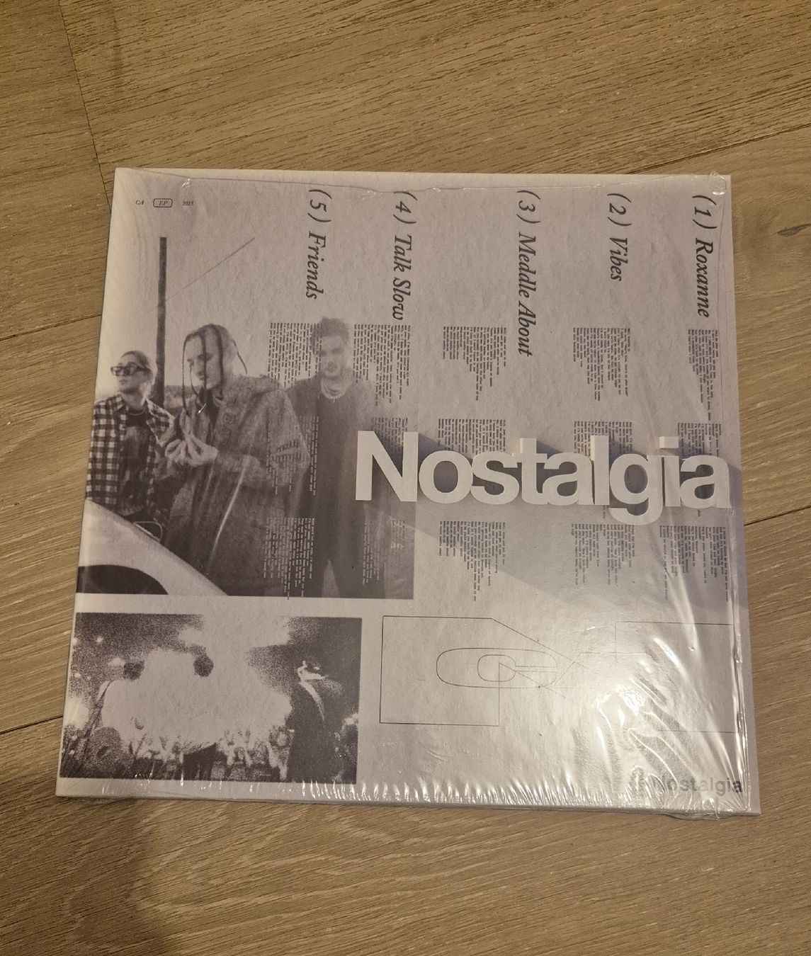 Dischi in vinile: "Nostalgia" LP von Chase Atlantic – Nuovo (secondo la descrizione) da Schaffhausen venduto da TinyMoaGenie 2