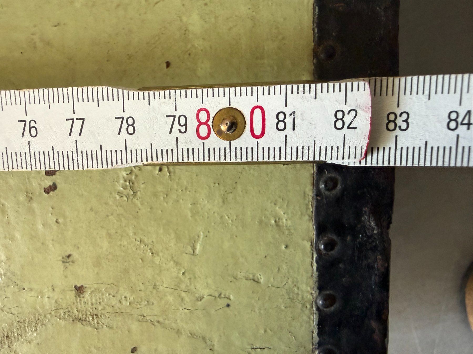 Valigie: Alter grosser Überseekoffer  Holz – Difettoso da Subingen venduto da ArtBead 7
