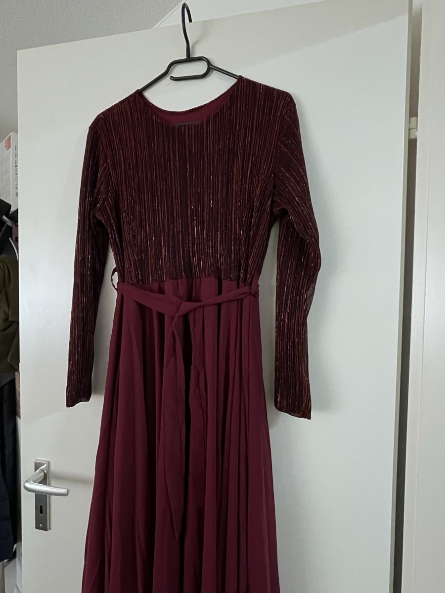 Vestiti: Neuer wunderschönes Abendkleid 42-44 – Nuovo (secondo la descrizione) da Benglen venduto da Shamily 2