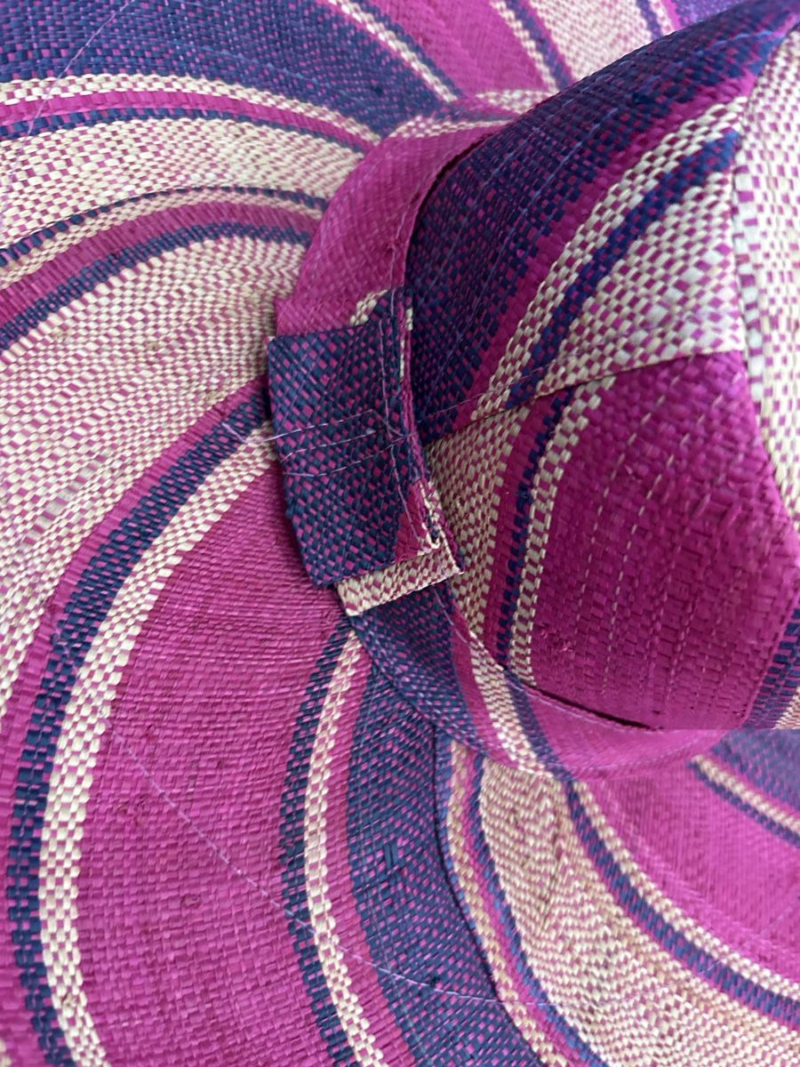 Copricapi, berretti & cappellini: Straw hat in vibrant colours size 54/55 – Nuovo (secondo la descrizione) da Biel/Bienne venduto da zit_v5yc 1