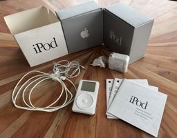 Apple iPod classic 10GB 1G 1 Generation 2001 M8541 OVP