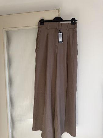 Vero Moda Hose Grösse 34 neu mit Etikett