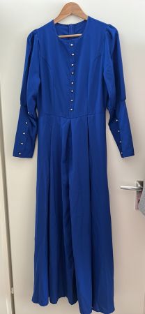 Neues, blaues Kleid