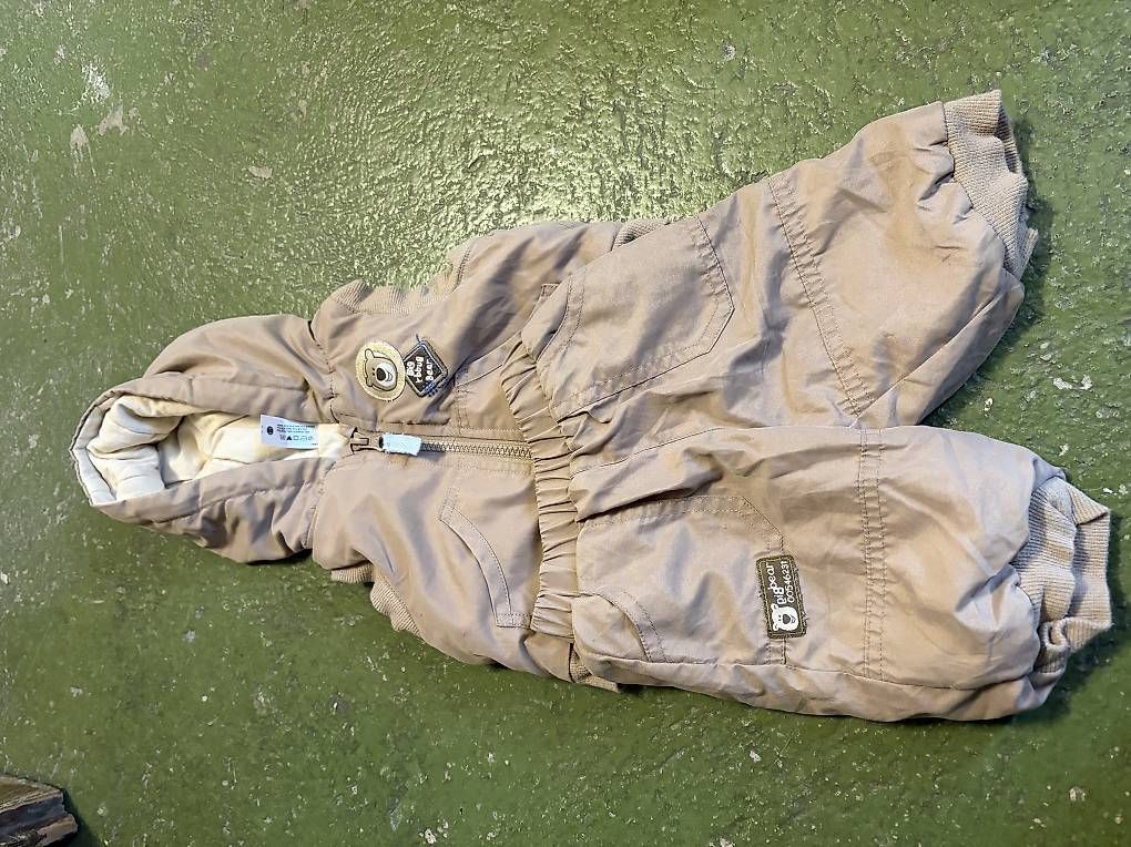 Kleiderpakete: Jacke mit Hose – Gebraucht aus Weinfelden von kol_665t