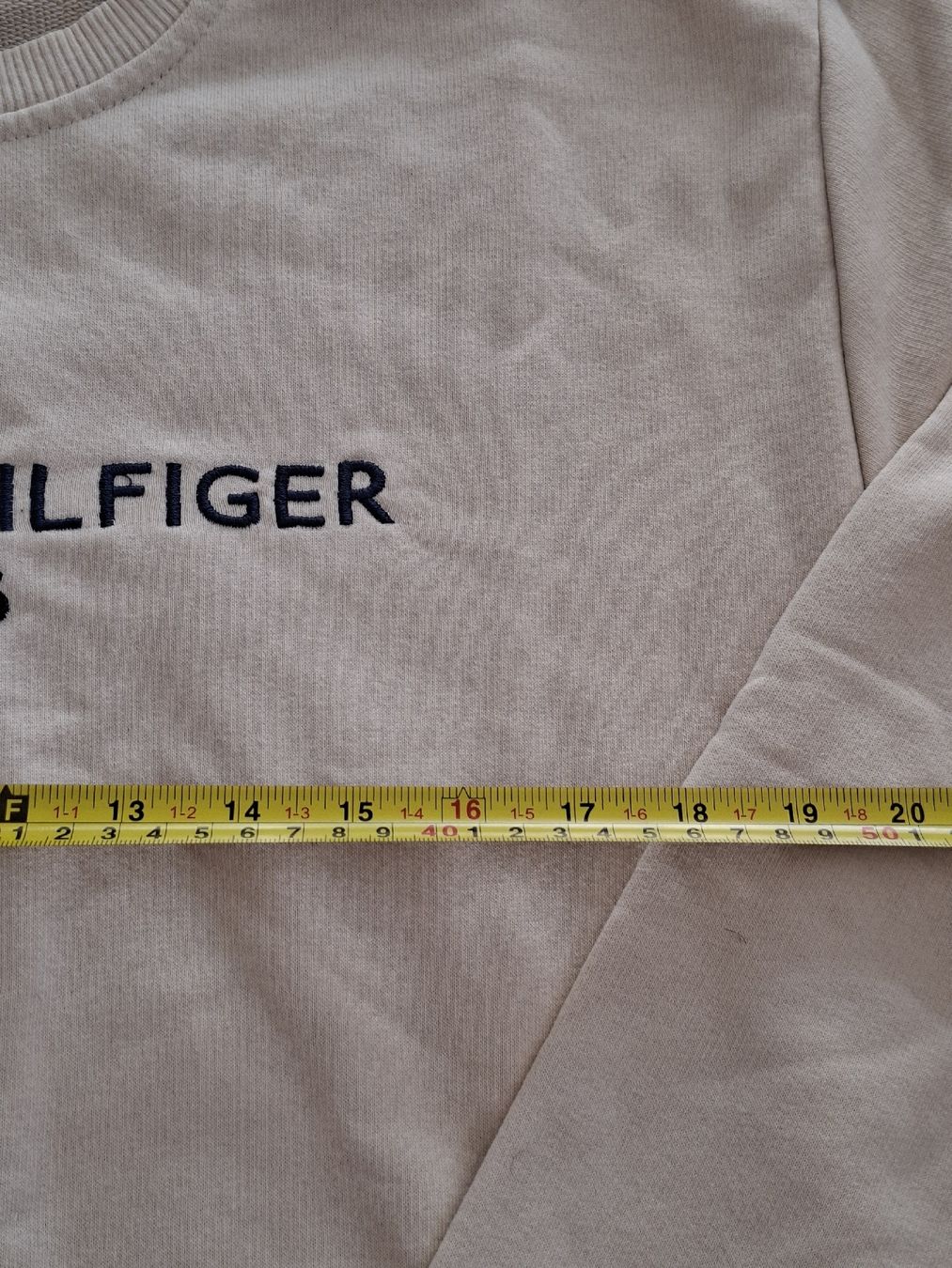 Tommy Hilfiger Maglioni & Felpe: Pull Tommy Hilfiger XXL beige, – Usato da Renens VD venduto da ser_j2fn 2