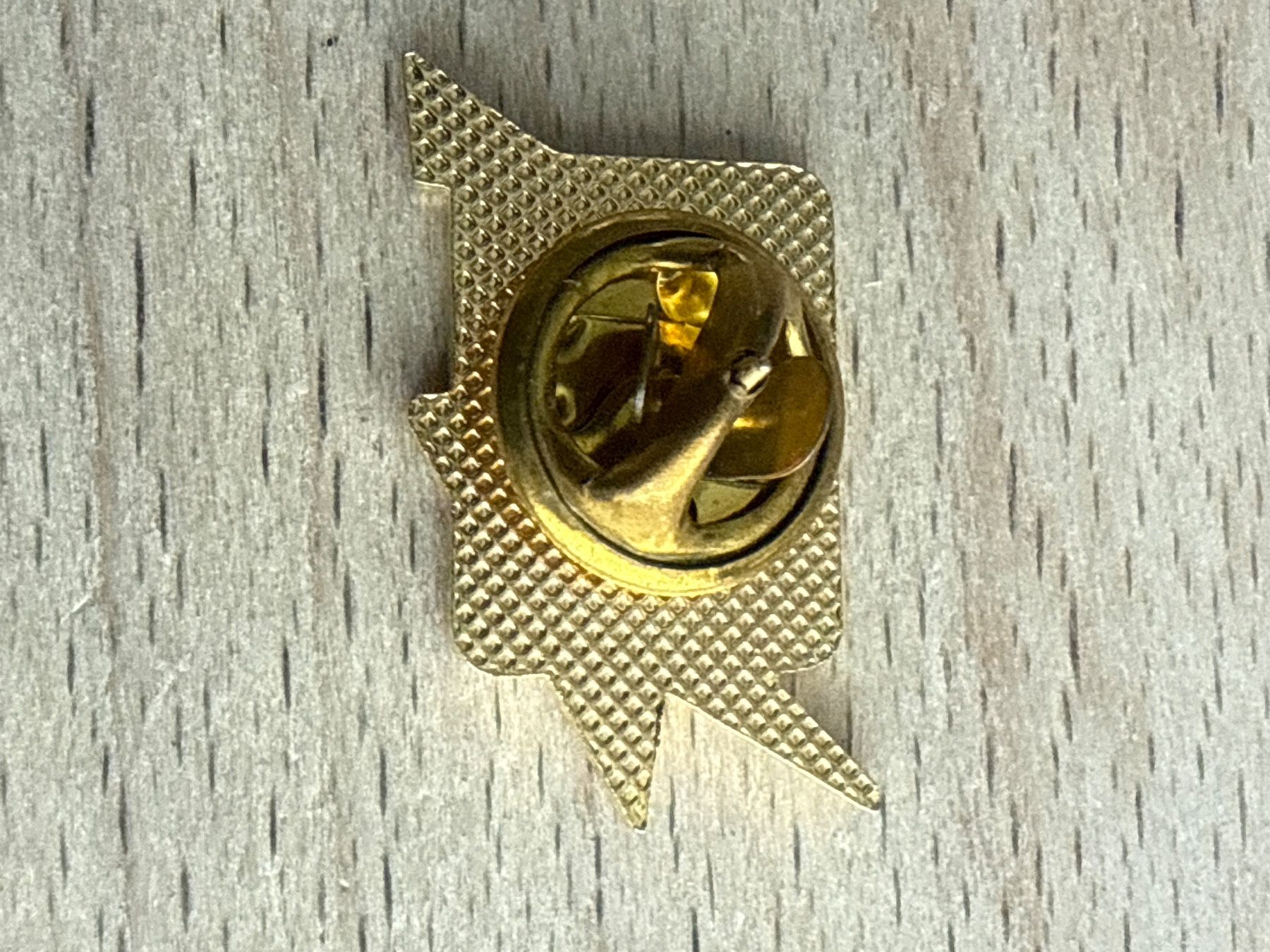 Plaquettes & Badges: Pin BVW-BIE-SAP – D'occasion à Glattbrugg par Schweigmatt 1
