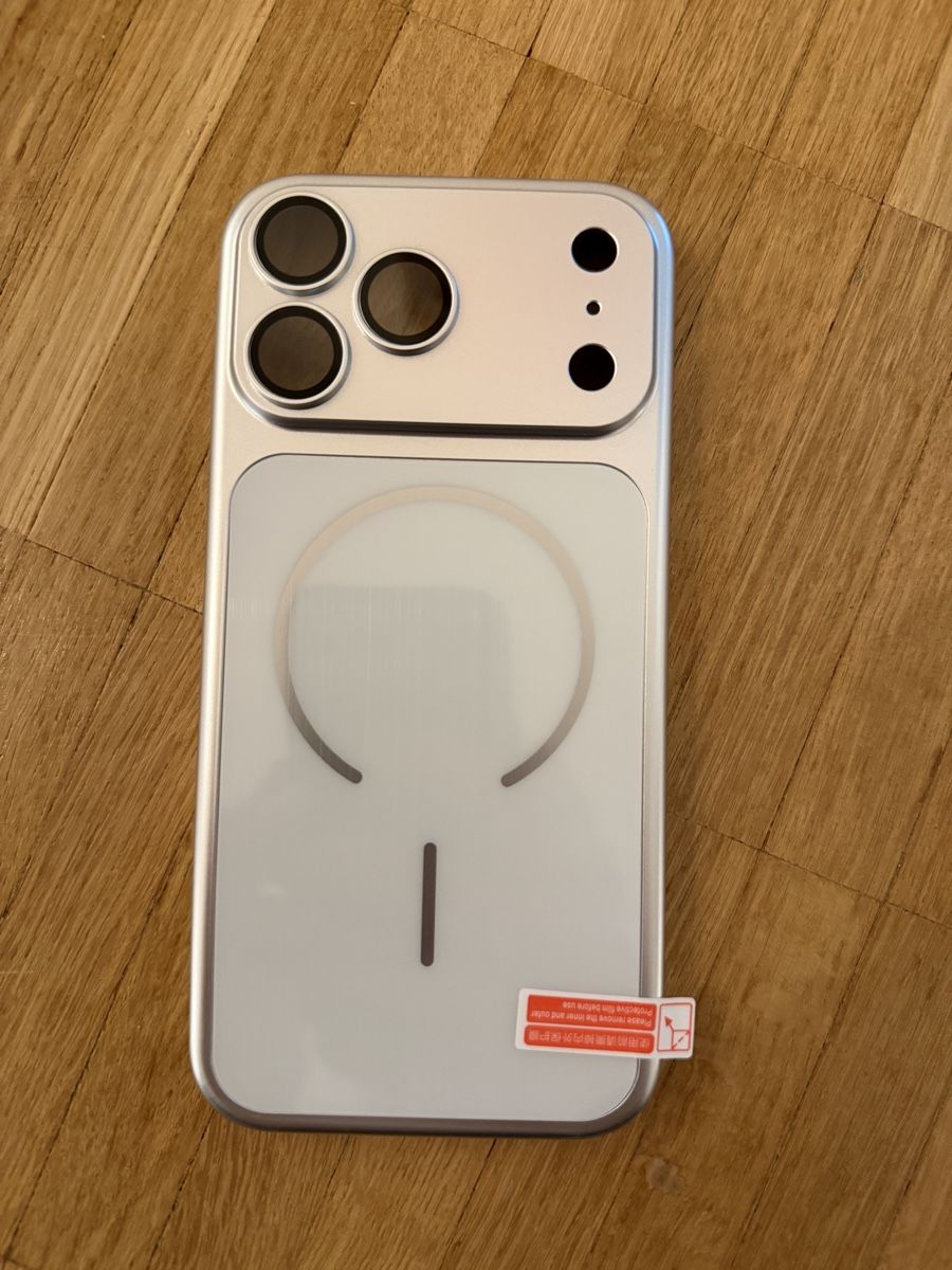 Covers & Schutzfolien: iPhone 17 Pro Max Schutzhülle – Neu und originalverpackt aus Basel von sherlock_bs 1