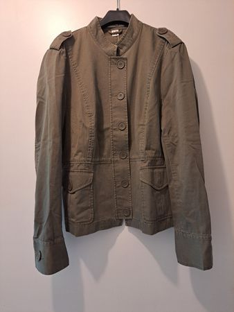 Übergangsjacke olive, Grösse 44