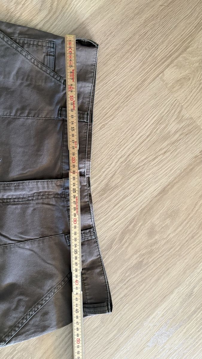 Pantaloni: Wanderhose olivegrün – Usato da Safnern venduto da Frakru 3