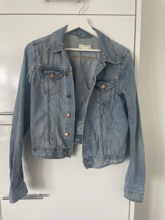 H&M Now Jeansjacke, Grösse 34, Limited Edition