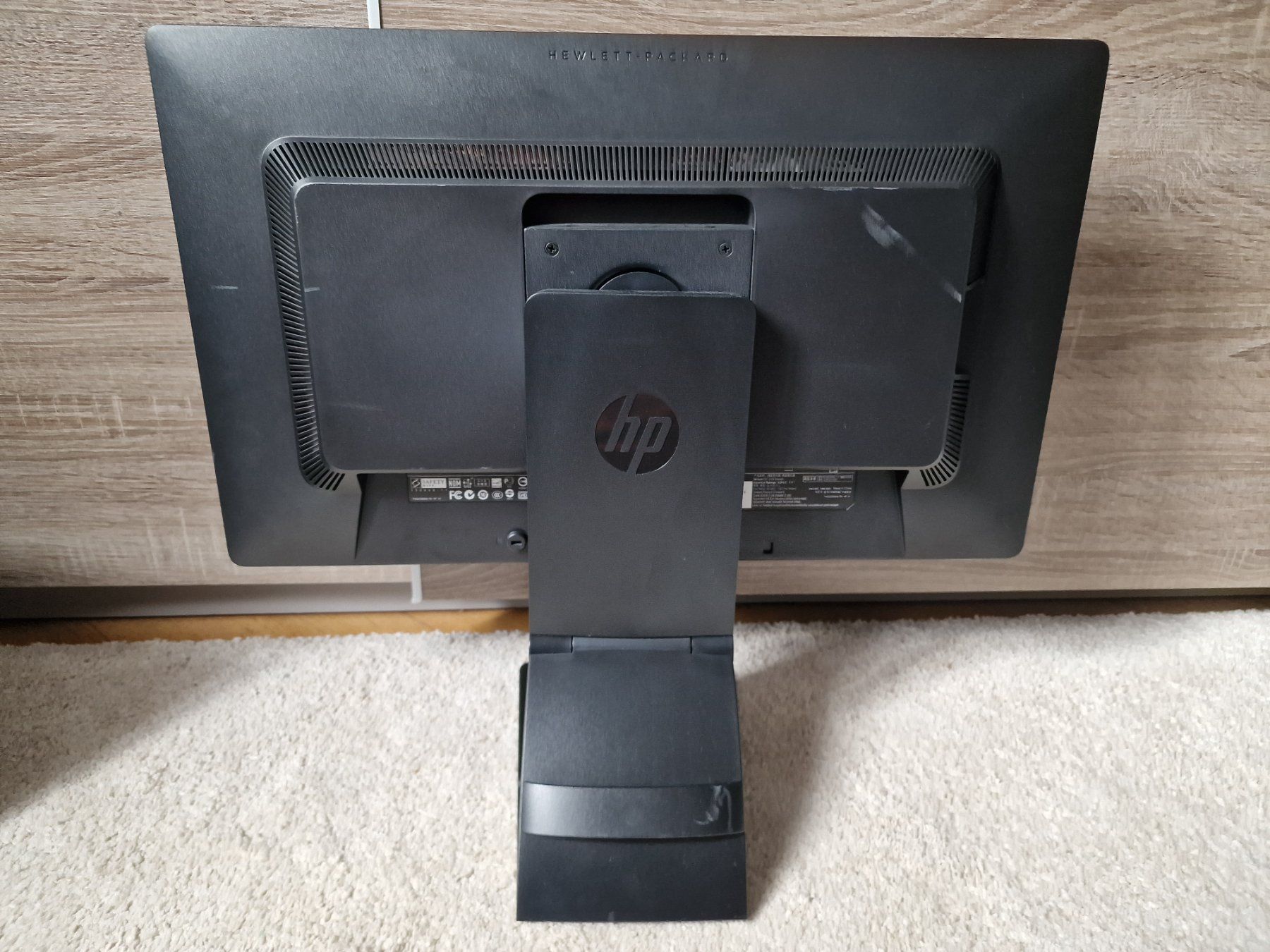 Hewlett Packard Ecrans: HP EliteDisplay E231 – D'occasion à Gerlafingen par diotech 2