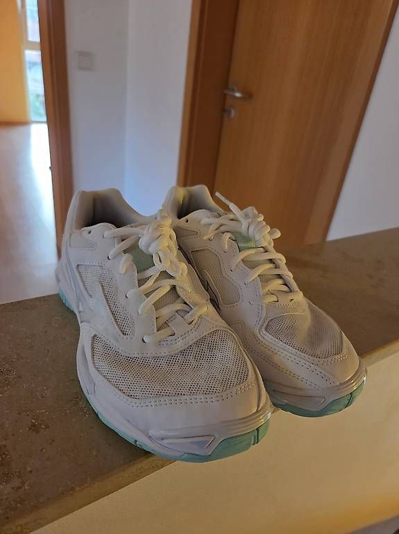 Damenschuhe: Mizuno Wave Gr.39 – Gebraucht aus Jona von pau_g7rc 4