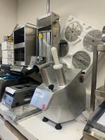 Gemüseschneider 450 kg/h – inkl. 5 Scheiben