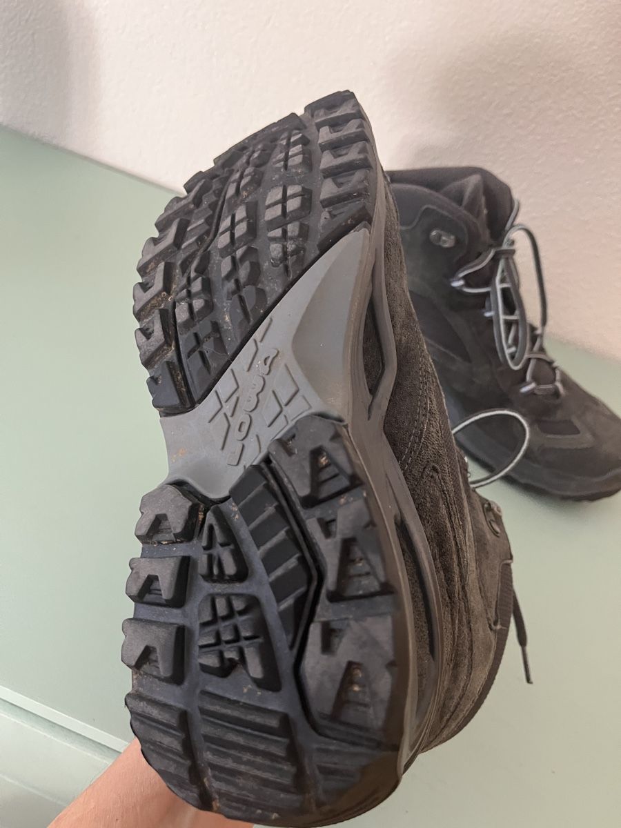 Lowa Herrenschuhe: LOWA Wanderschuhe 41 – Gebraucht aus Uster von arcobalena02 1