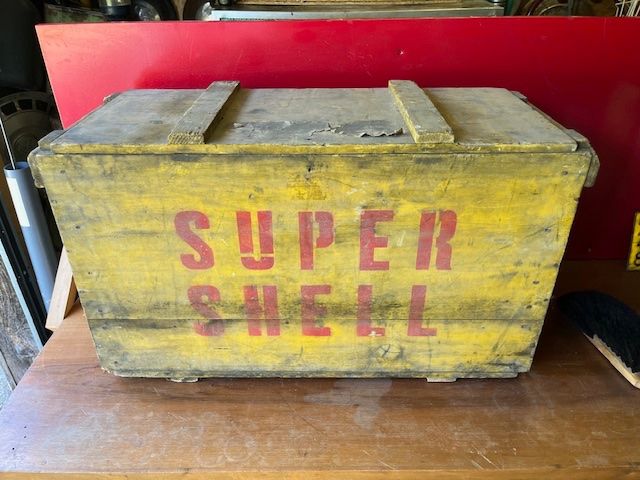 Caisses de transport: shell super transportkiste mit perol kanister 8 stk – Défectueux à Emmenmatt par flyrecords