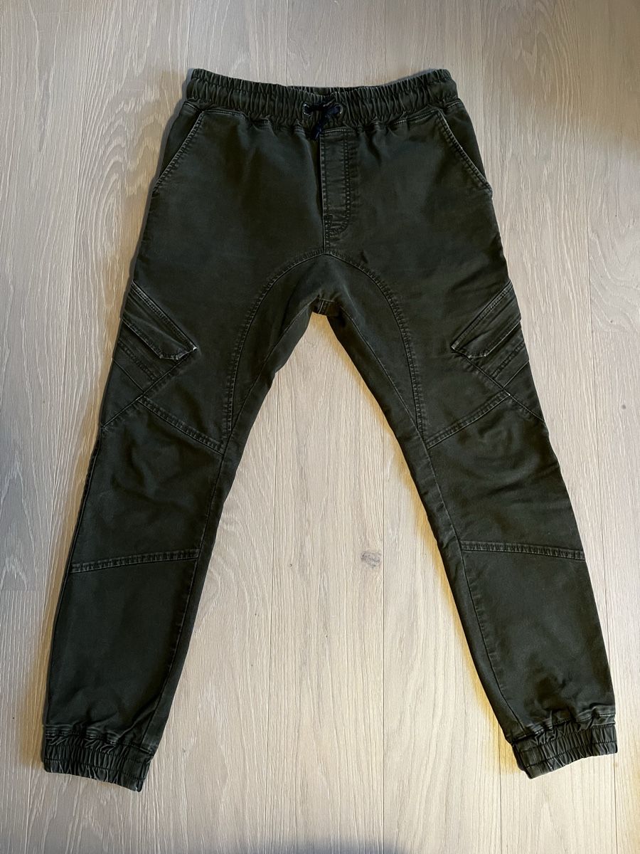 Pantaloni: Tigha Herren Hose M – Usato da Goldach venduto da grema77