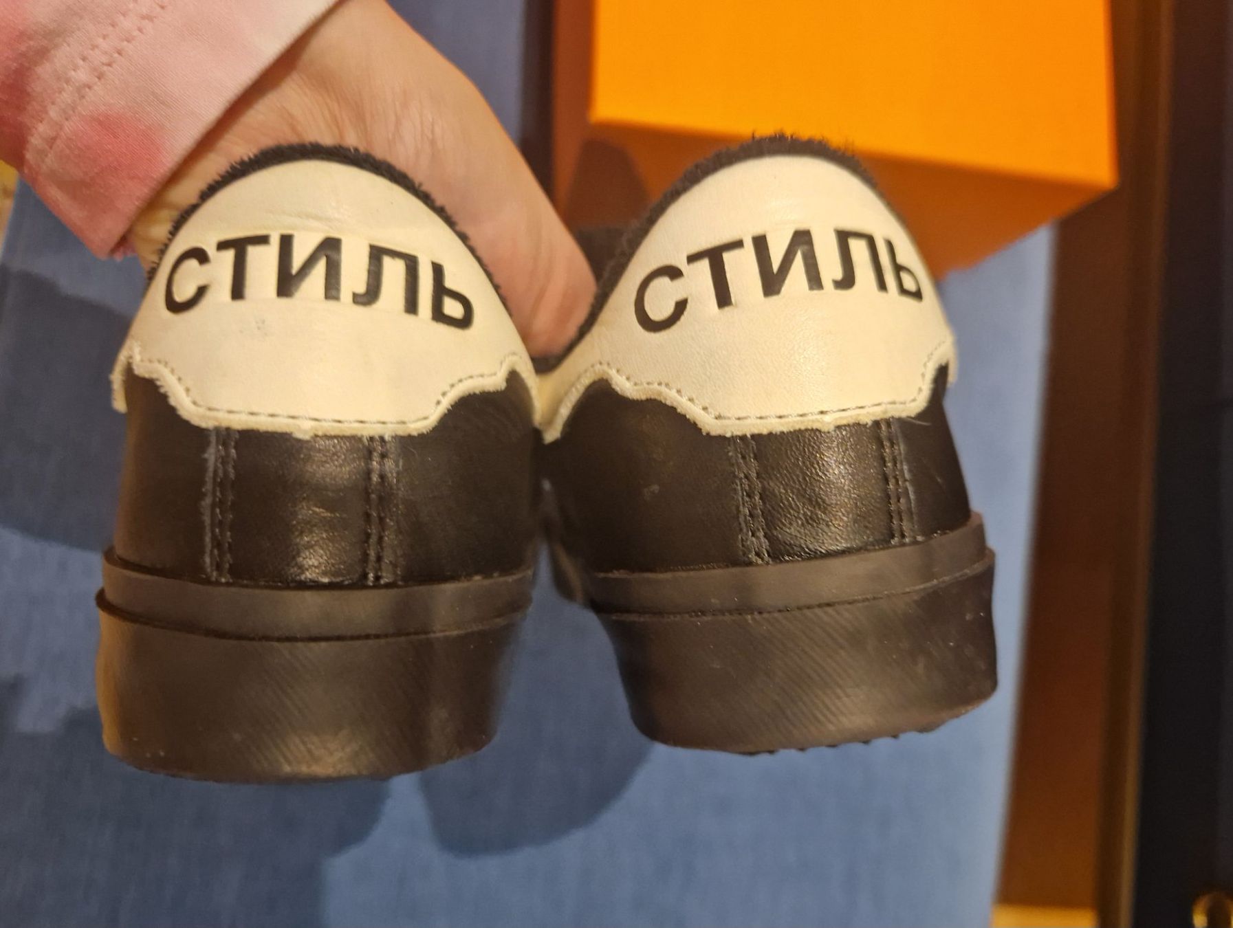 Scarpe da donna: Heron Preston Low Top Sneakers schwarz – Usato da Erlinsbach SO venduto da ULIKH